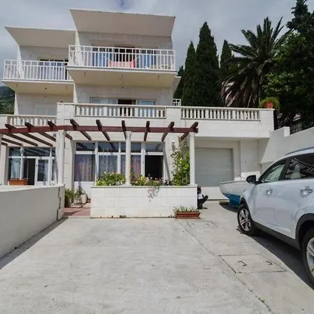 Mamma Mia - Comfort One Bedroom With Terrace Млини
