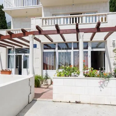 Mamma Mia - Comfort One Bedroom With Terrace Апартаменты Млини