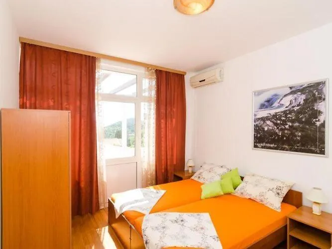Mamma Mia - Comfort One Bedroom With Terrace Apartment