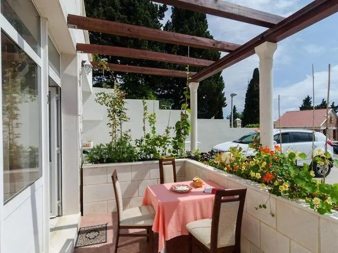 Appartement Mamma Mia - Comfort One Bedroom With Terrace