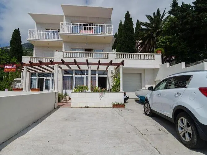 Mamma Mia - Comfort One Bedroom With Terrace Mlini