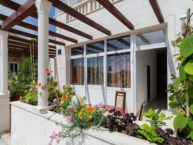 Appartement Mamma Mia - Comfort One Bedroom With Terrace